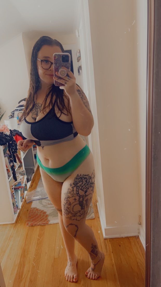 Exposed 28yr old big titties bbw NY amateur #Ks9qwGJv