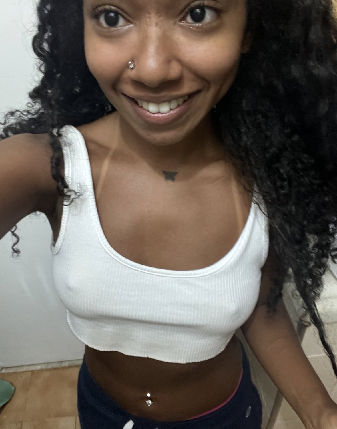 Brazilian rapper #q5nz3EPi