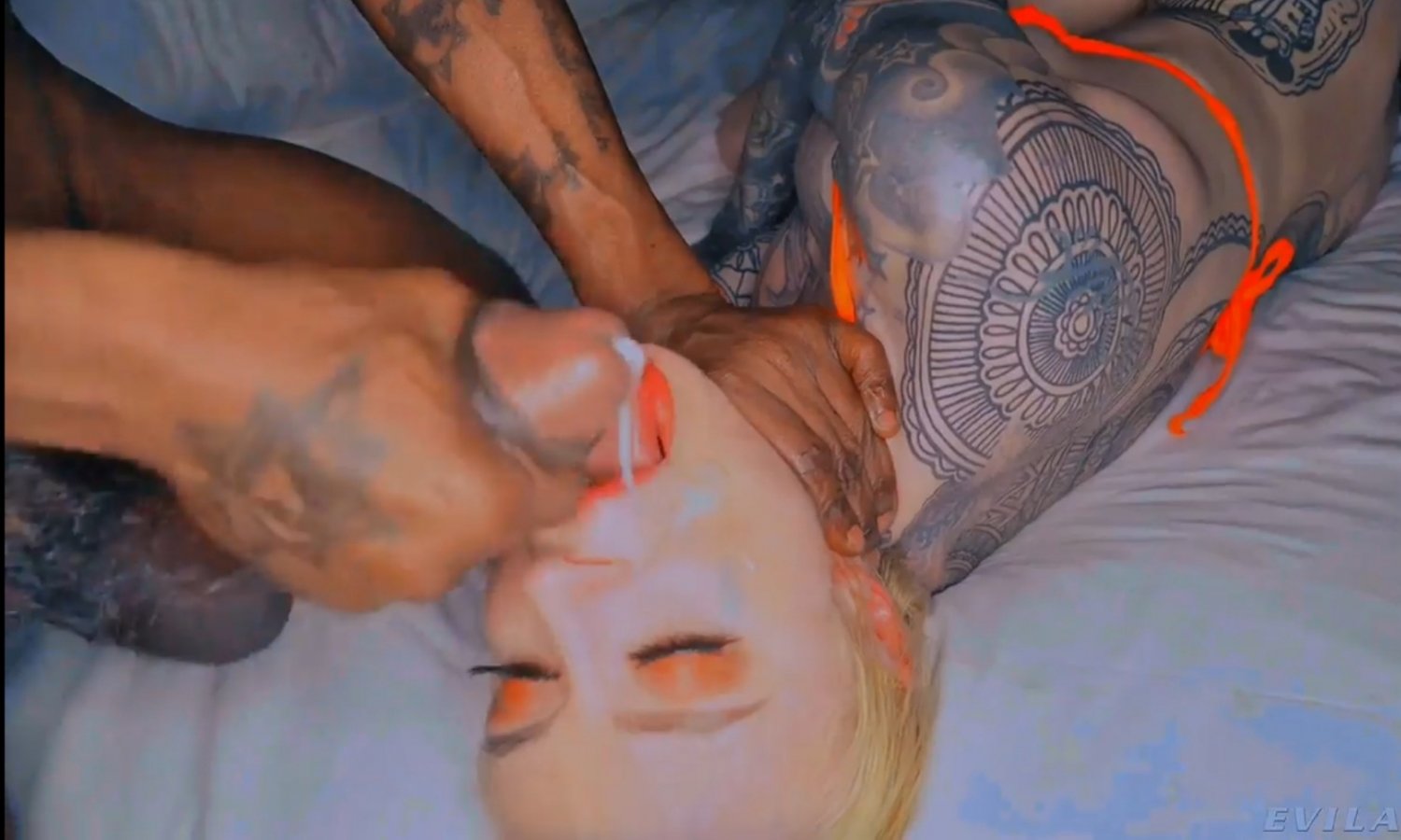 Crazy tattoo cunt gets her ass stuffed #9fJJMzWg