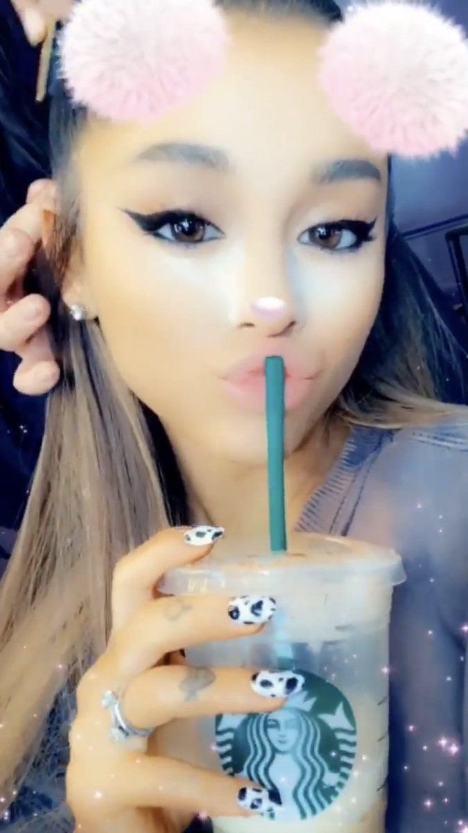 Ariana Grande waiting for your load π₯°π€ #7BlrzOTW