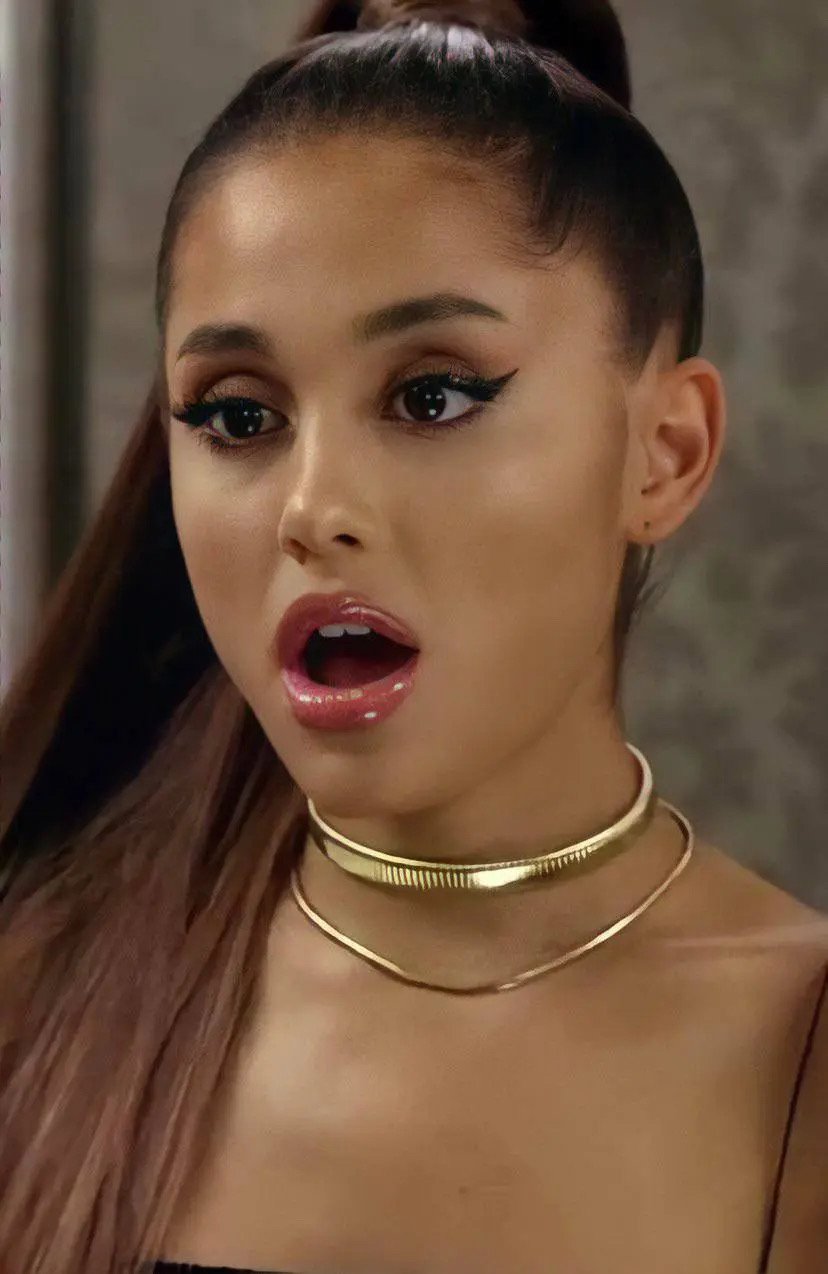 Ariana Grande waiting for your load π₯°π€ #L6IejwKH