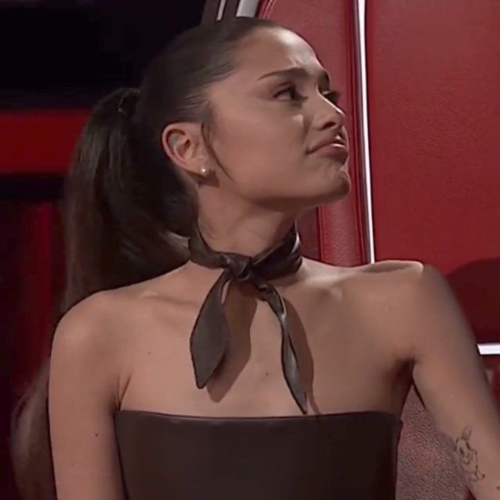 Ariana Grande waiting for your load π₯°π€ #dziqyEwn