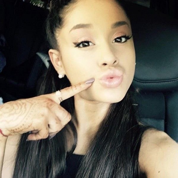 Ariana Grande waiting for your load π₯°π€ #wgODxgvr