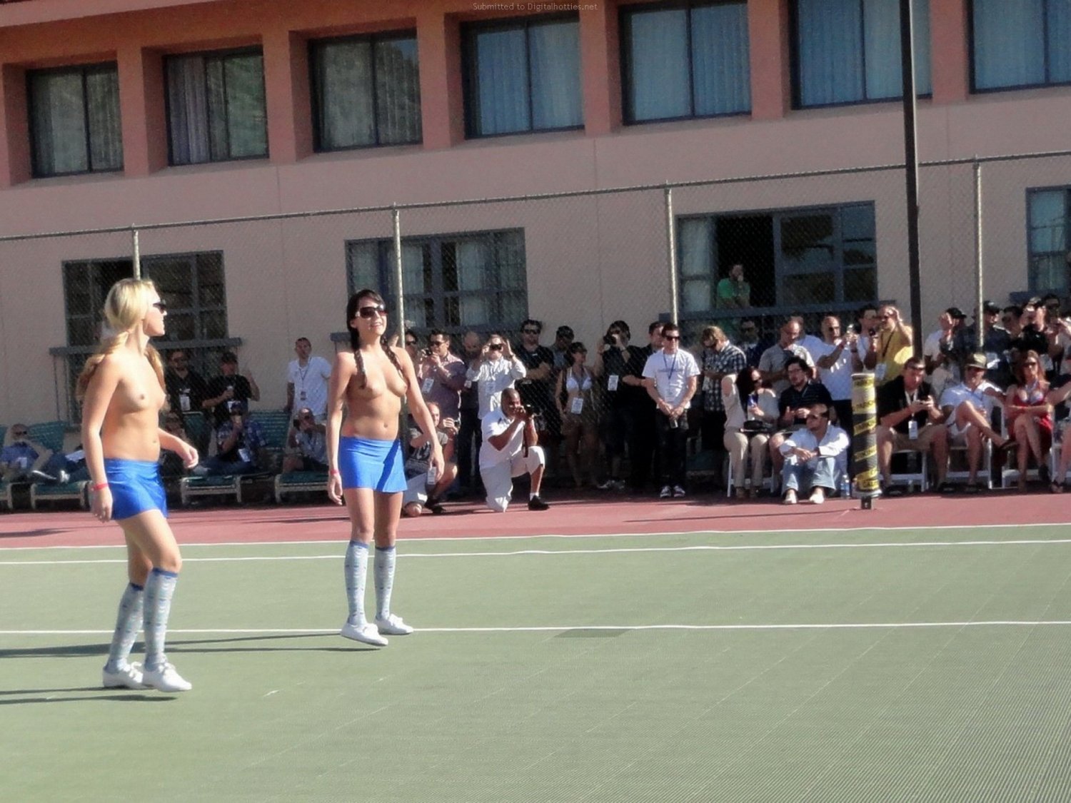 Blonde and Brunette in Nudist Sport Day #zcDy8Hi6