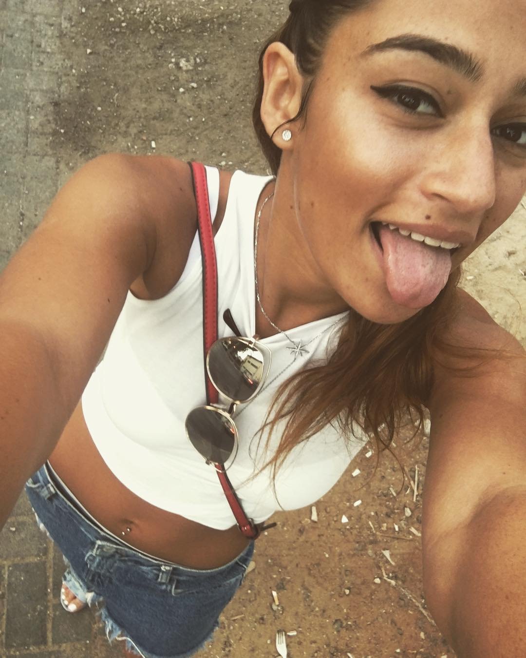 Israeli IRL slut deserves humiliation #eovHEm0b